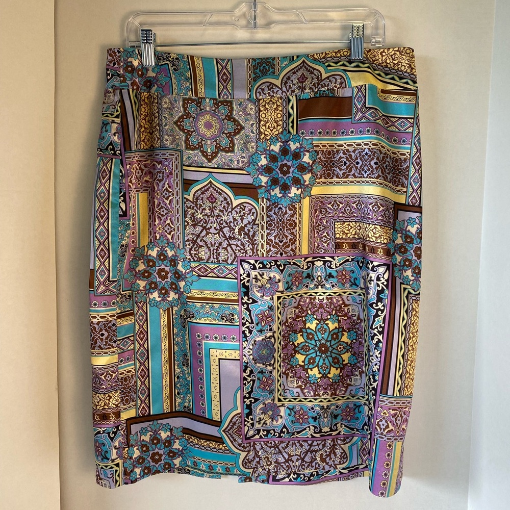 Colorful Geometric Print Skirt